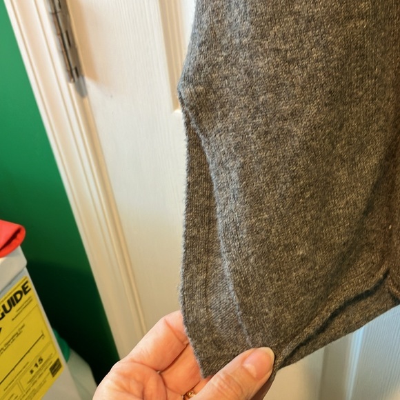 Cashmere and wool Gray Open Front Cardigan medium - Picture 4 of 8